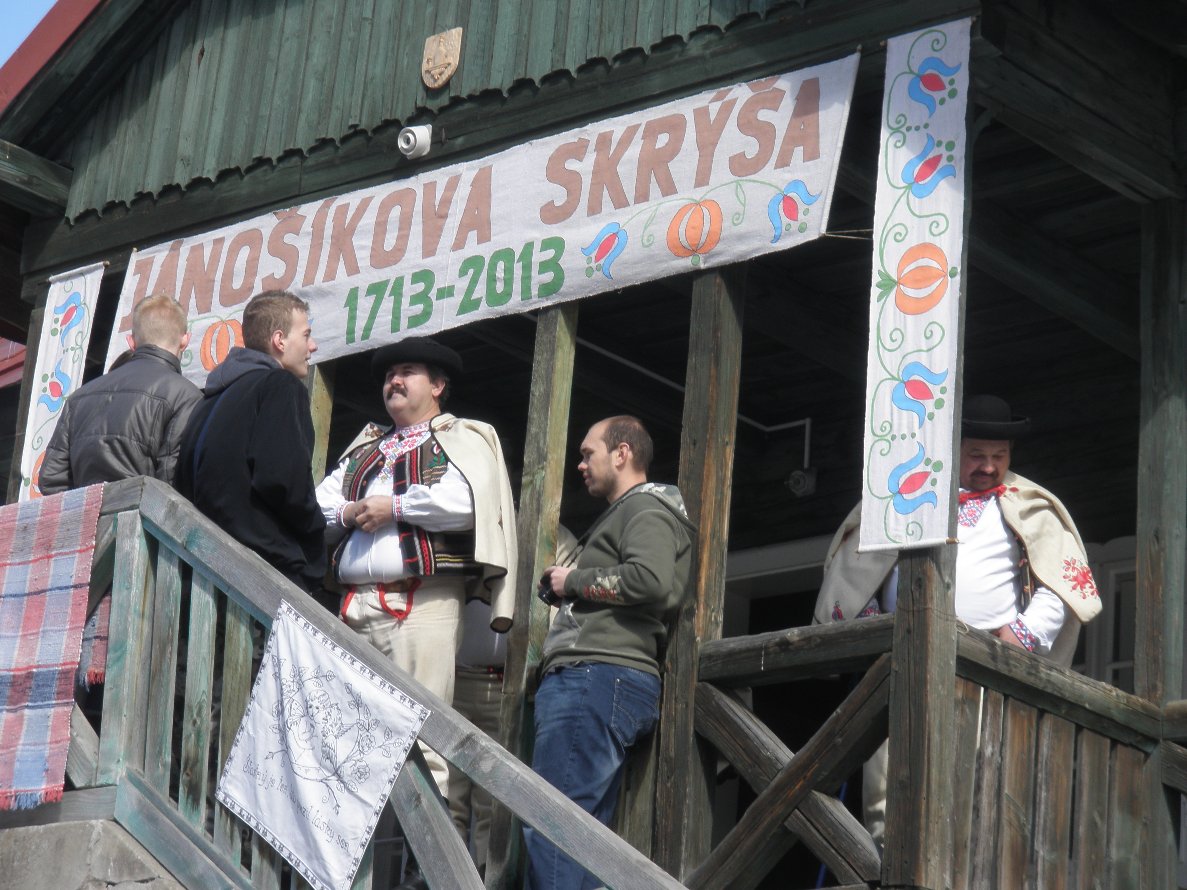 Fotogaléria Jánošíkova skrýša 1713 - 2013 (18) Jánošíkova skrýša 1713 - 2013