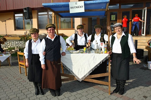 Fotogaléria Súťaž vo varení tradičných jedál v Kokave n/Rim. (5) Súťaž vo varení tradičných jedál v Kokave n/Rim.