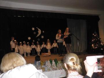 Vianočný program detí ZŠ s MŠ Vianočný program detí ZŠ s MŠ