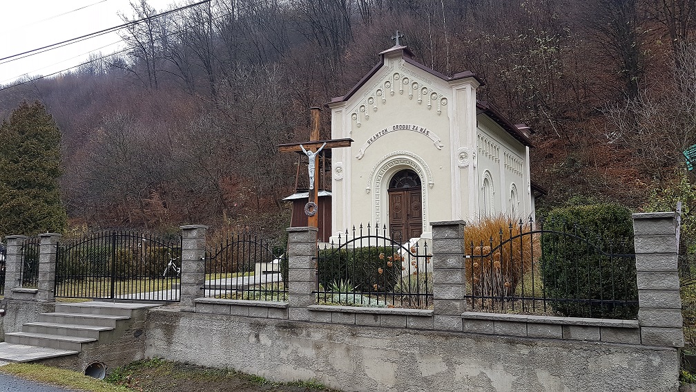 Fotogaléria Oplotenie kaplnky v Utekáči (4) Oplotenie kaplnky v Utekáči